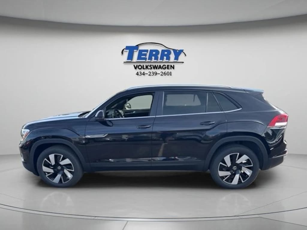 New 2026 Volkswagen Atlas Cross Sport 2.0T SE w/Technology SUV