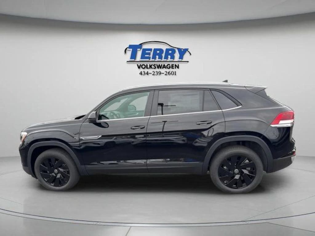 New 2026 Volkswagen Atlas Cross Sport 2.0T SE w/Technology SUV