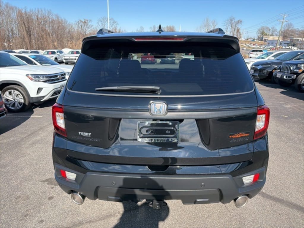 Used 2023 Honda Passport TrailSport SUV
