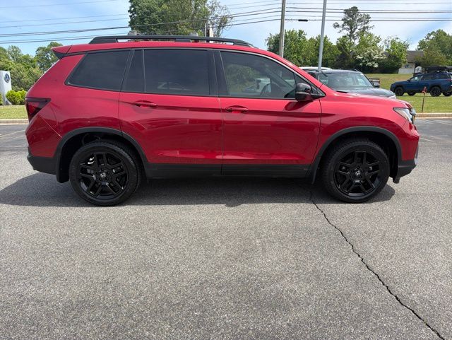 2025 Honda Passport 3.5 Black Edition 4WD Auto's photo