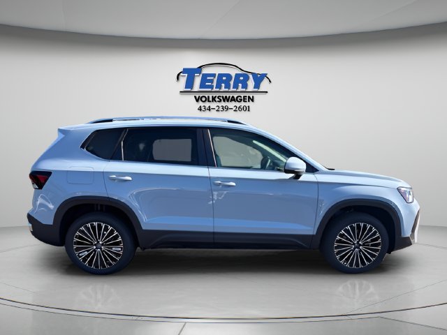 2027 Volkswagen Taos 1.5T SE SUV