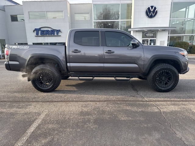 2020 Toyota Tacoma TRD Off Road's photo