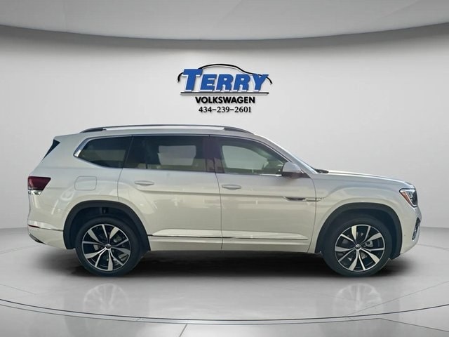 2026 Volkswagen Atlas SEL Premium R-Line's photo