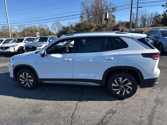 2026 Volkswagen Tiguan S photo 3