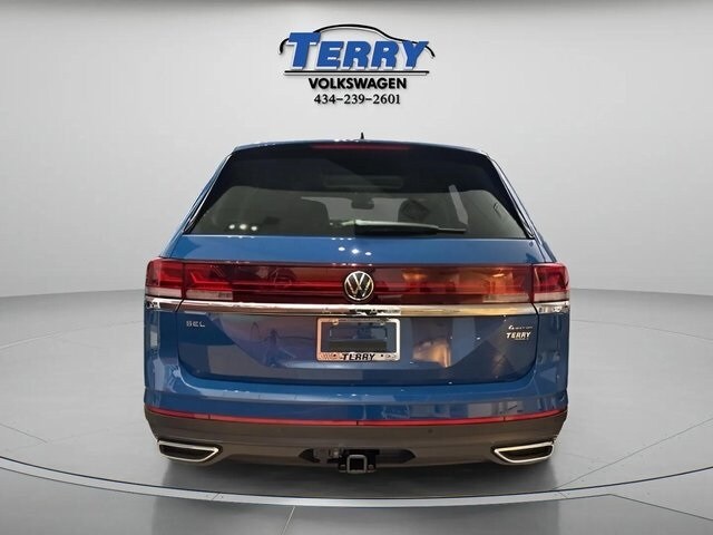 2025 Volkswagen Atlas SEL photo 4