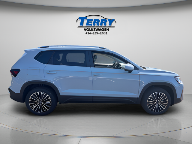 2027 Volkswagen Taos 1.5T SE SUV