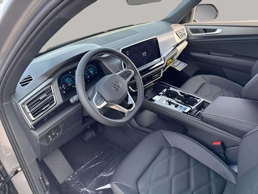 New 2026 Volkswagen Atlas Cross Sport 2.0T SE w/Technology SUV