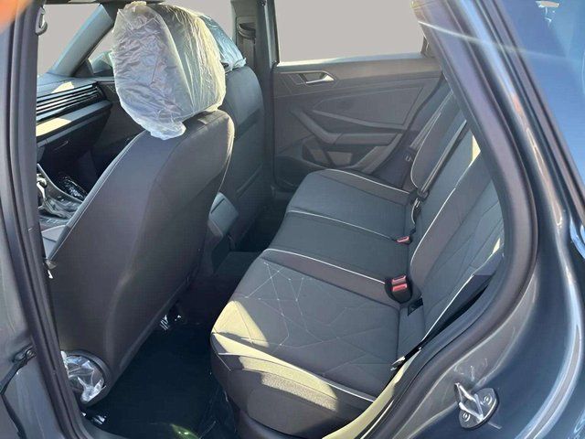 2026 Volkswagen Jetta Sport - Photo 6