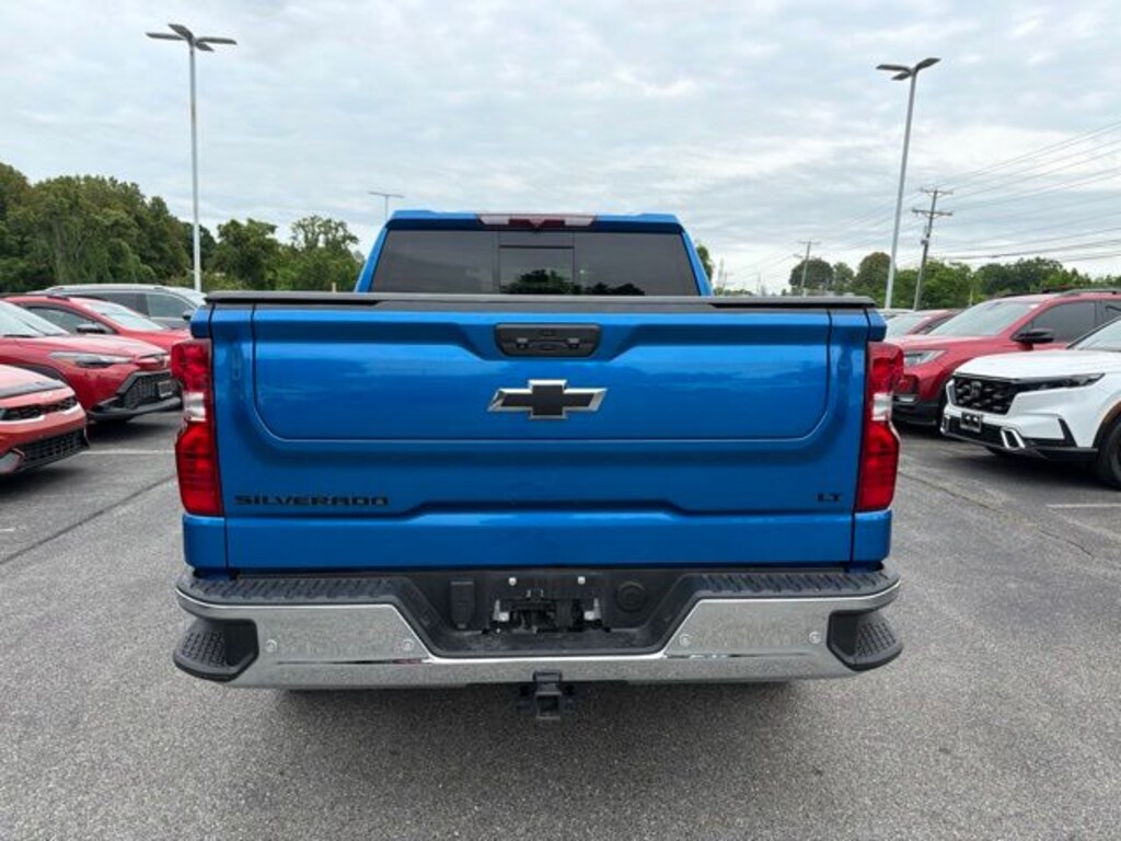 Used 2022 Chevrolet Silverado 1500 LT Truck Crew Cab