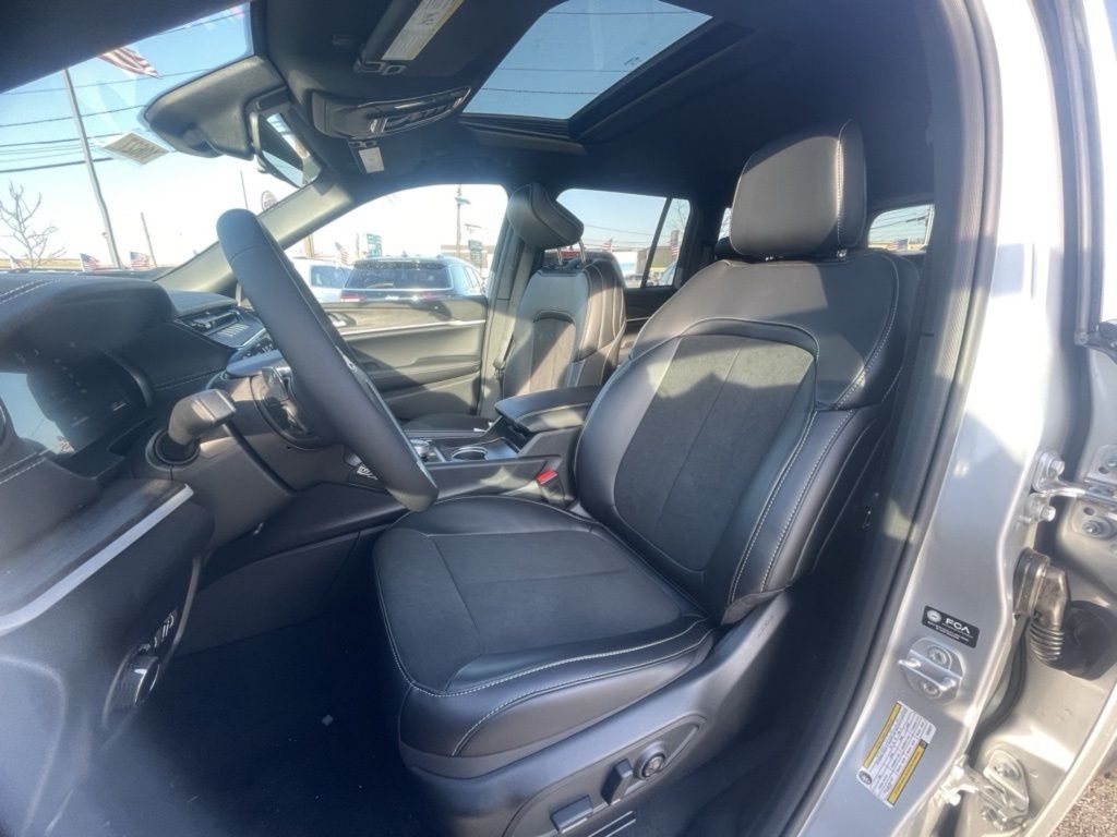 2026 Jeep Grand Cherokee Laredo - Photo 22