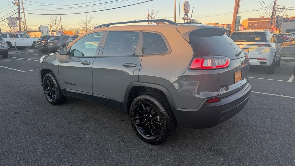 Certified 2023 Jeep Cherokee Altitude Lux SUV