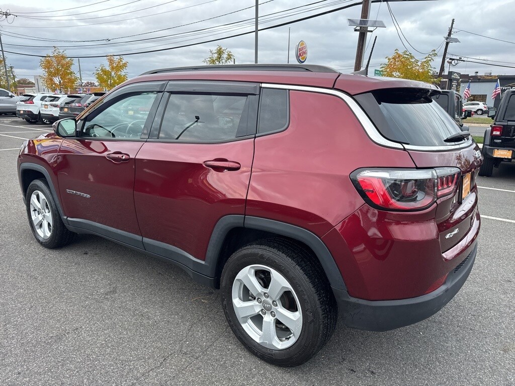 2021 Jeep Compass Latitude photo 4