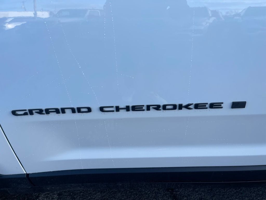 2026 Jeep Grand Cherokee Laredo - Photo 35