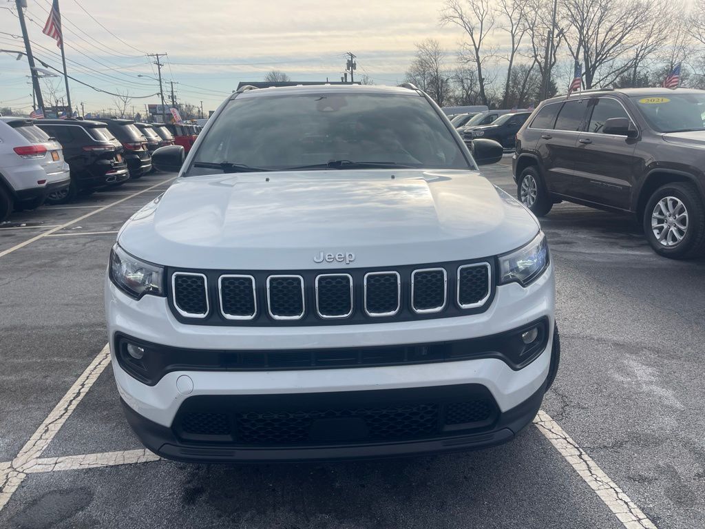 Used 2024 Jeep Compass Latitude with VIN 3C4NJDBN1RT605583 for sale in Little Ferry, NJ