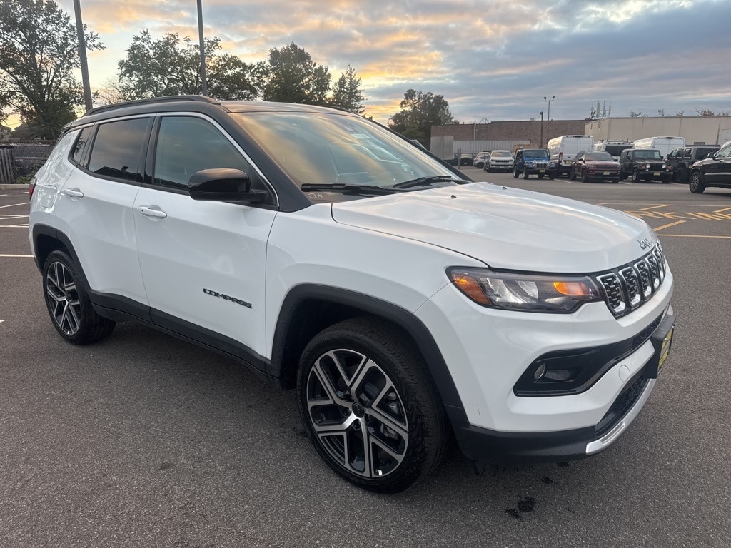 2025 Jeep Compass Limited's photo