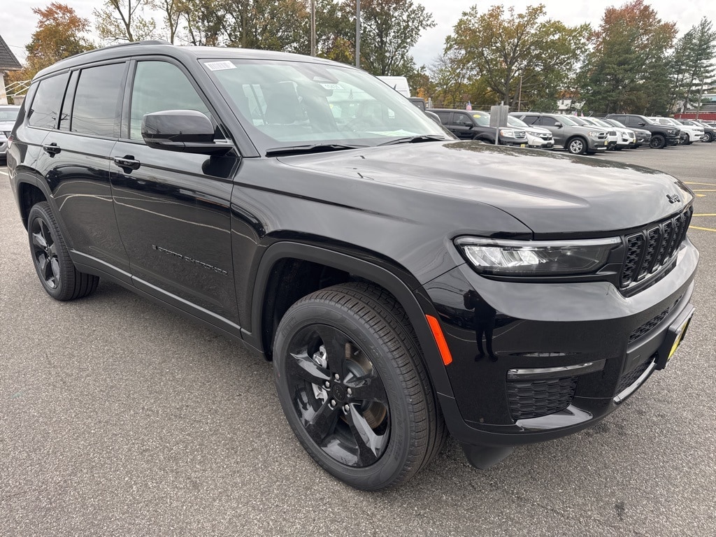 2025 Jeep Grand Cherokee L Limited's photo
