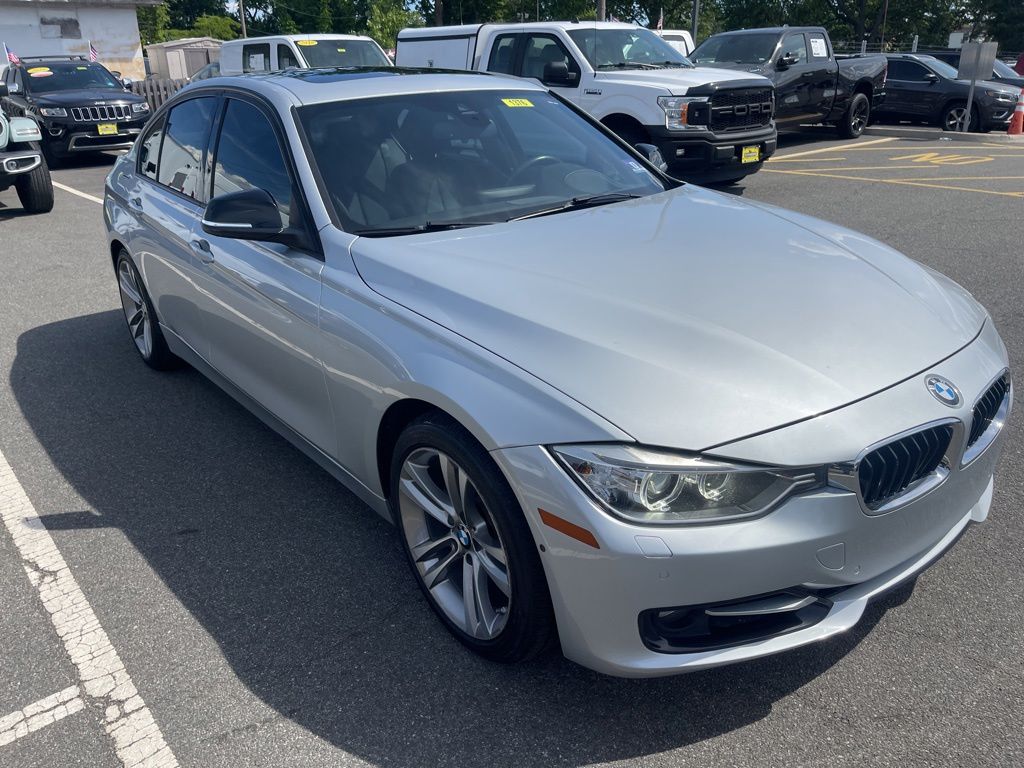 2014 BMW 3 Series 328i Sedan's photo