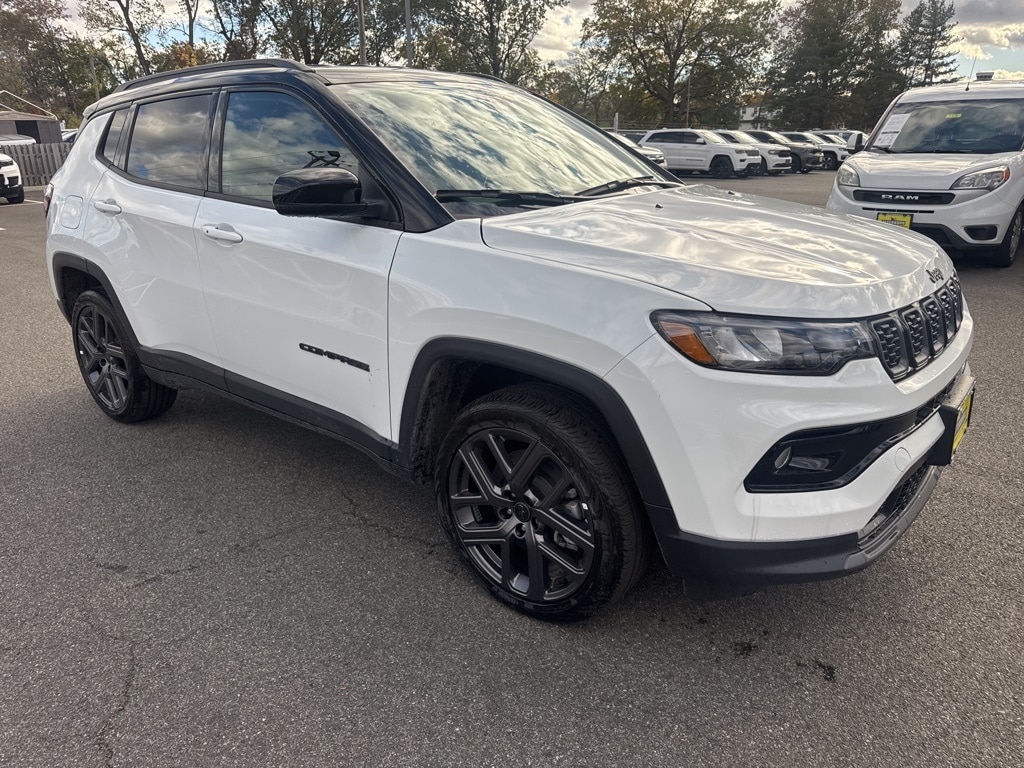 2026 Jeep Compass Limited Altitude's photo