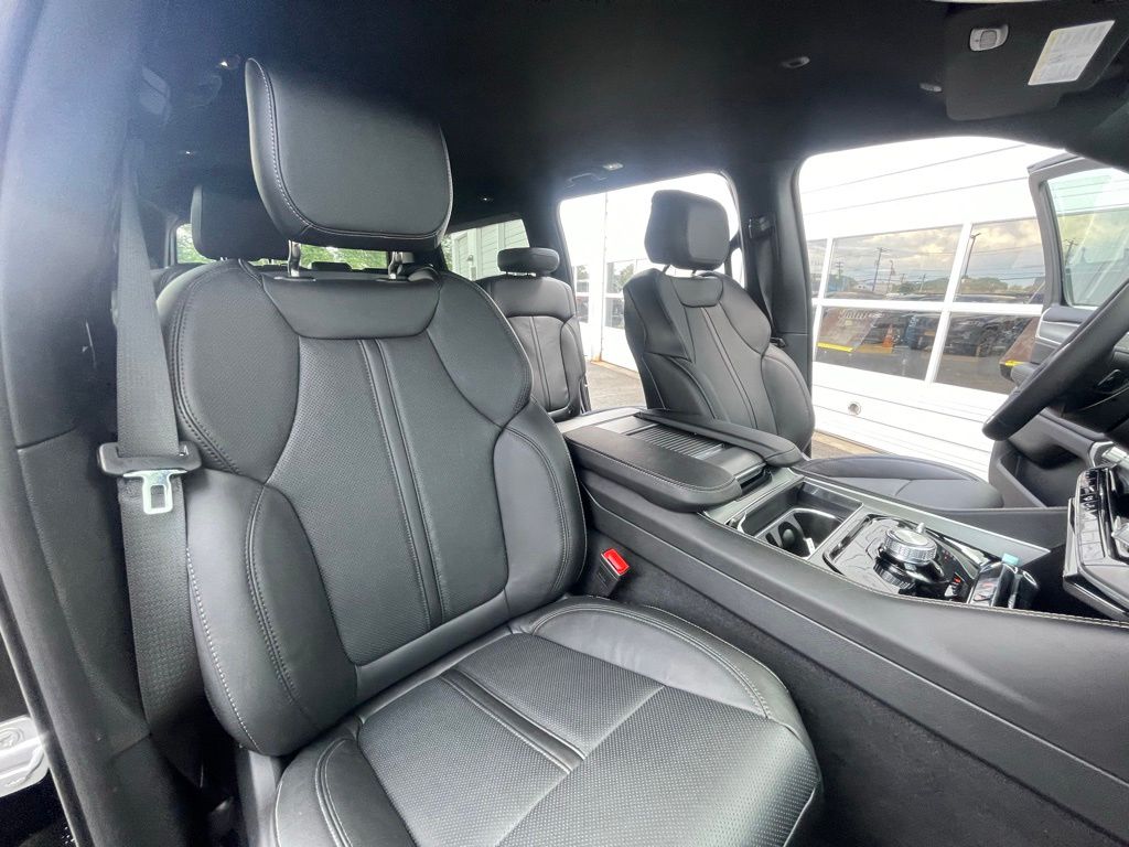 2026 Jeep Grand Wagoneer Base - Photo 18