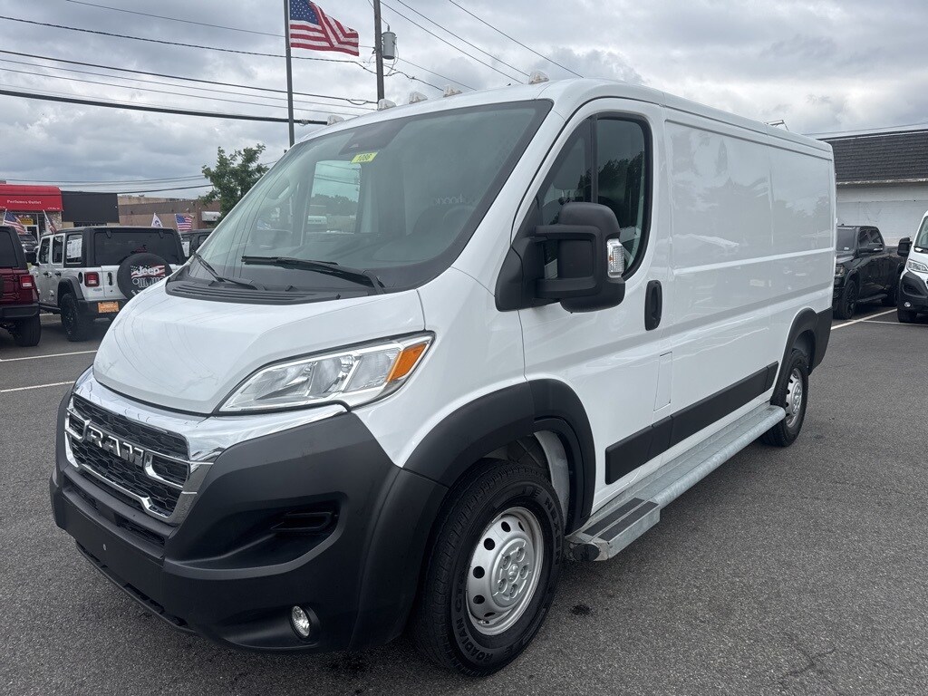 2023 Ram ProMaster 2500 Base photo 3