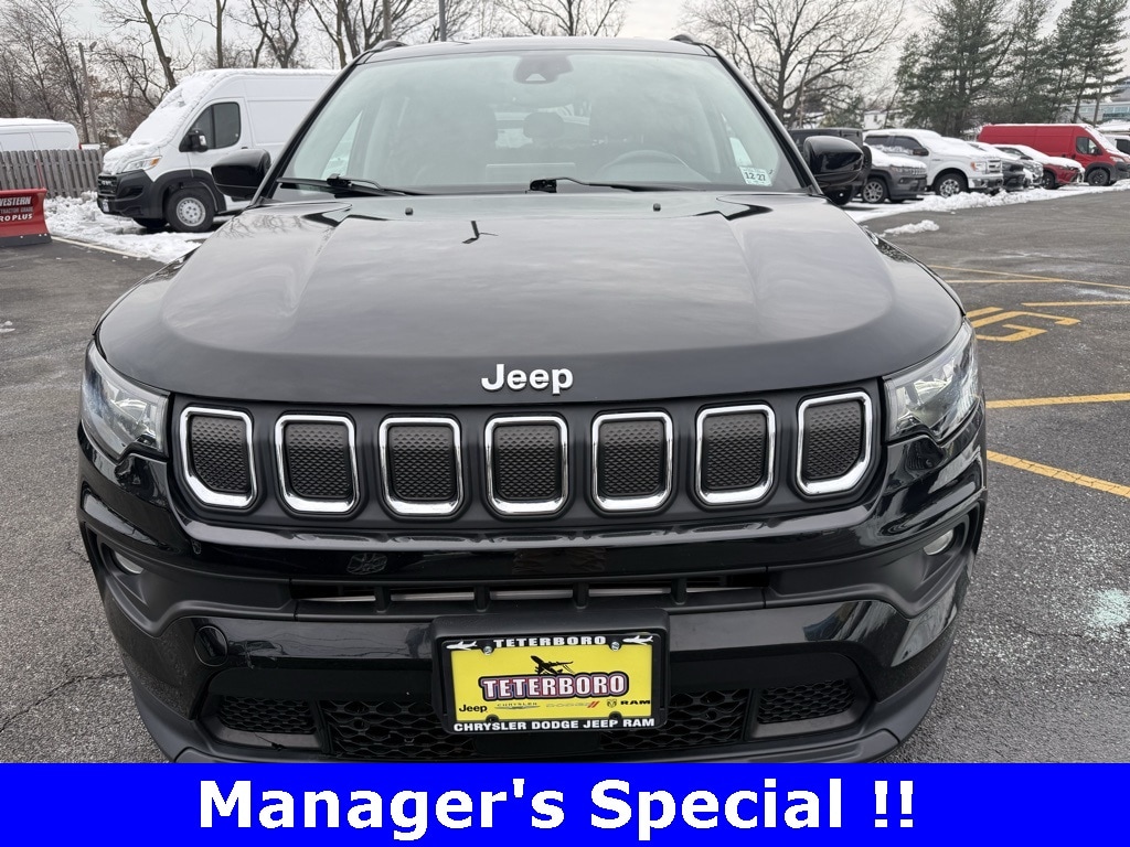 Certified 2022 Jeep Compass Latitude Lux with VIN 3C4NJDFB4NT212252 for sale in Little Ferry, NJ