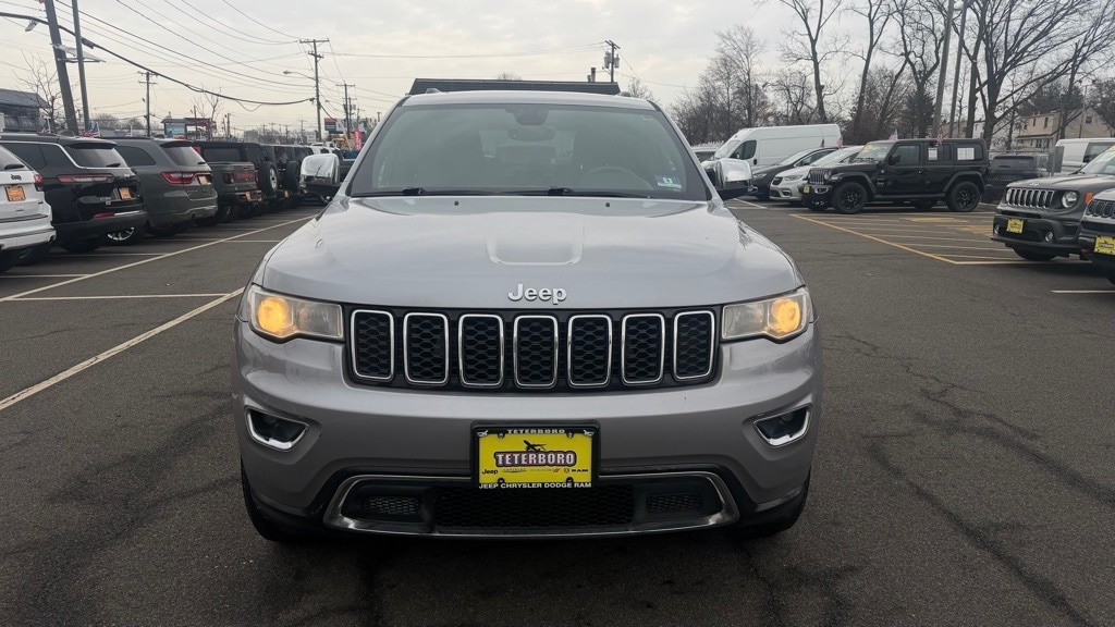 Used 2017 Jeep Grand Cherokee Limited 4x4 SUV