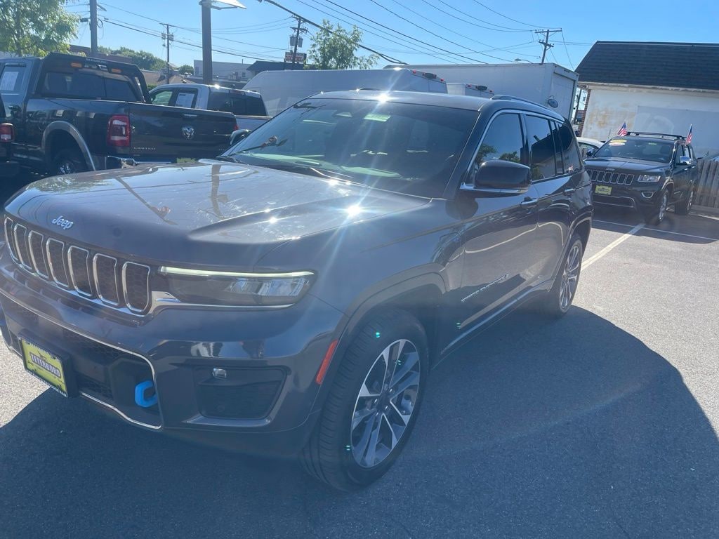 Used 2022 Jeep Grand Cherokee 4xe Overland SUV