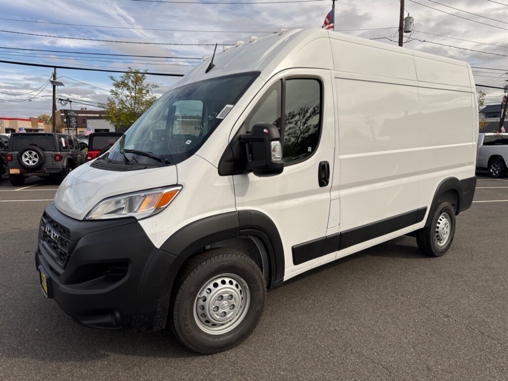 2026 Ram ProMaster 1500 Tradesman Cargo Van High Roof photo 2