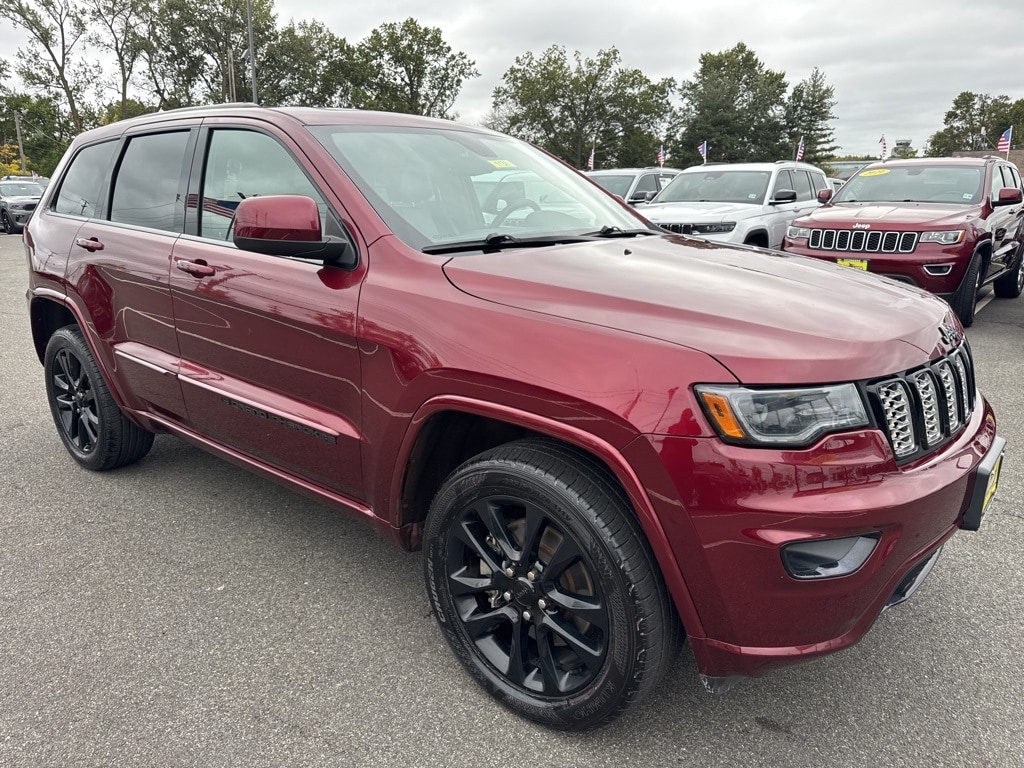 2022 Jeep Grand Cherokee WK Laredo X's photo