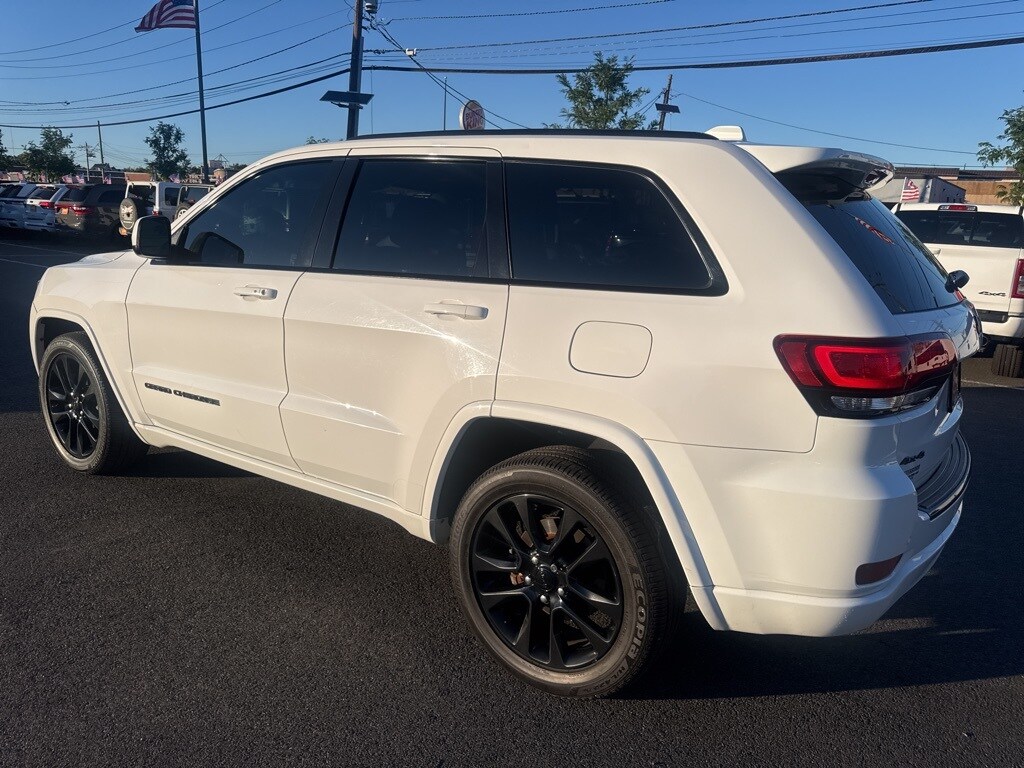 2018 Jeep Grand Cherokee Laredo photo 4