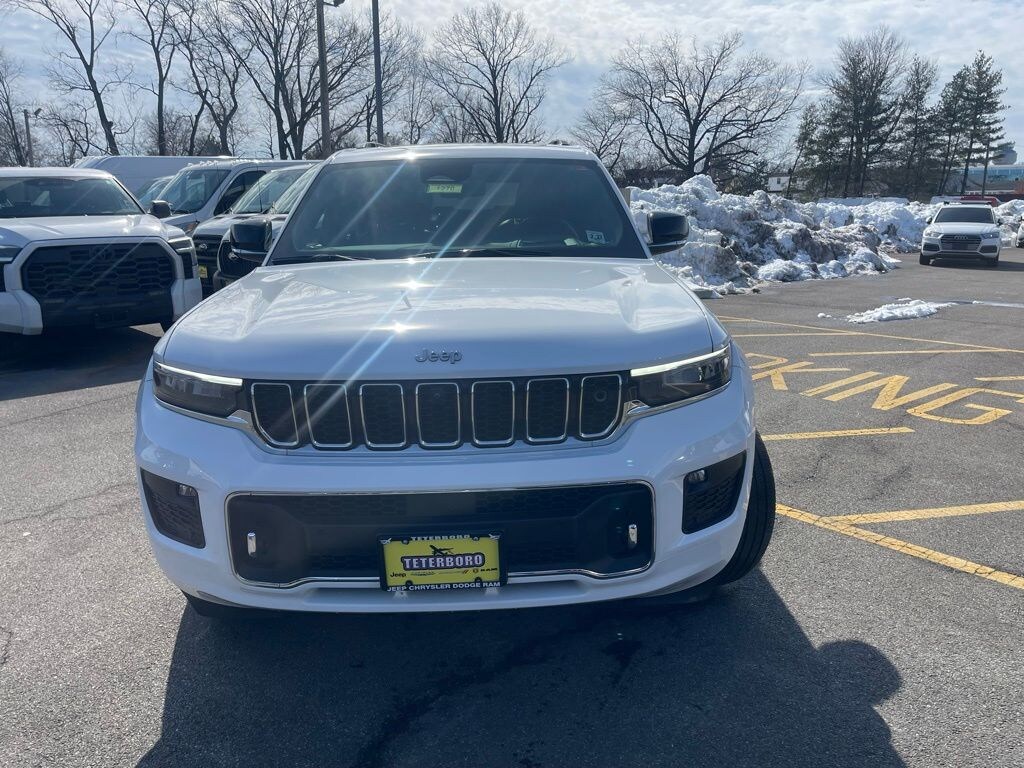 Certified 2022 Jeep New Grand Cherokee Overland SUV