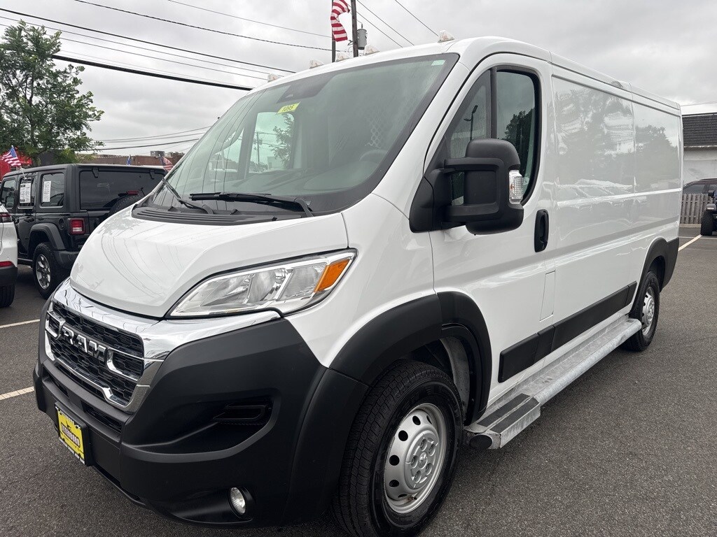 2023 Ram ProMaster 2500 Base photo 3