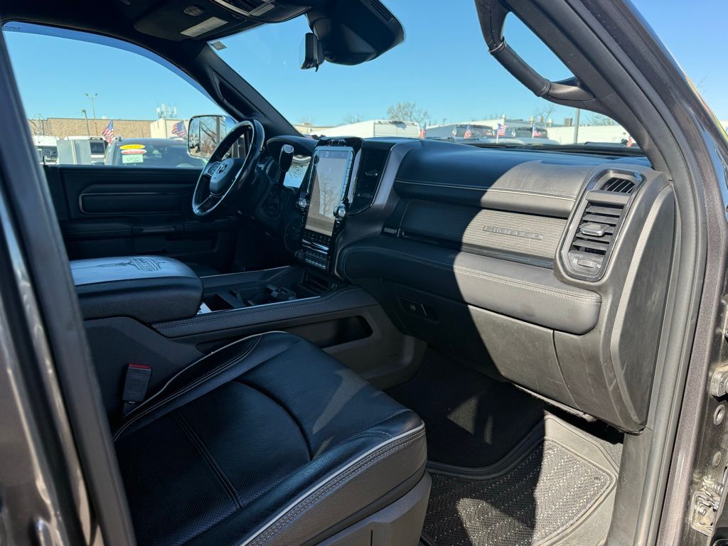 2022 RAM Ram 2500 Pickup Laramie Limited - Photo 15