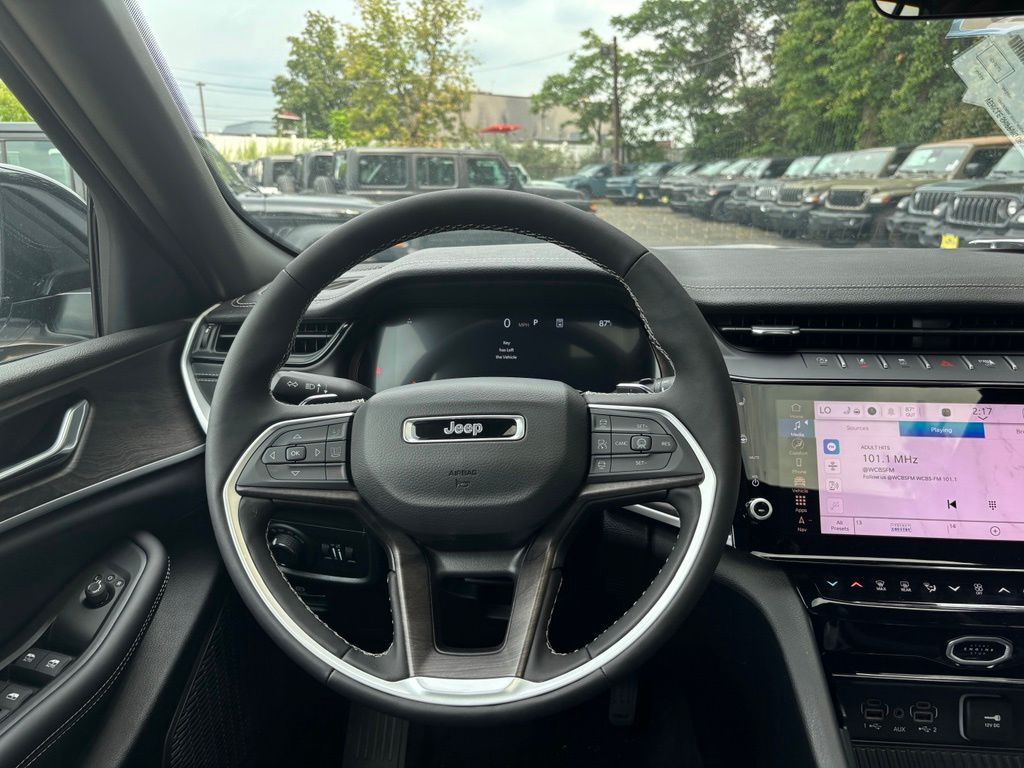2026 Jeep Grand Cherokee Laredo - Photo 20