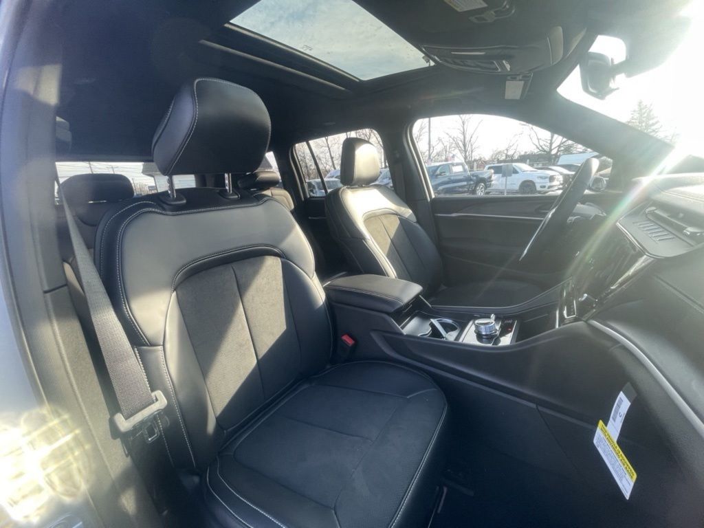 2026 Jeep Grand Cherokee Laredo - Photo 27