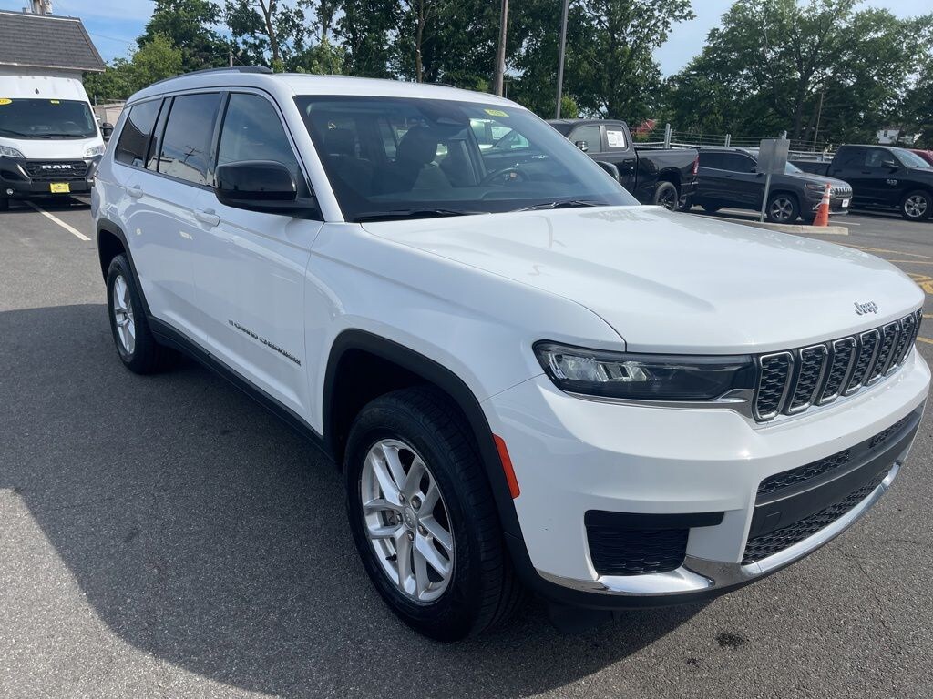 Certified 2022 Jeep New Grand Cherokee Laredo SUV