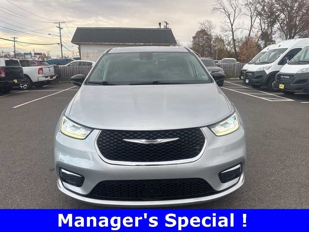 Certified 2024 Chrysler Pacifica Touring L Van Passenger Van