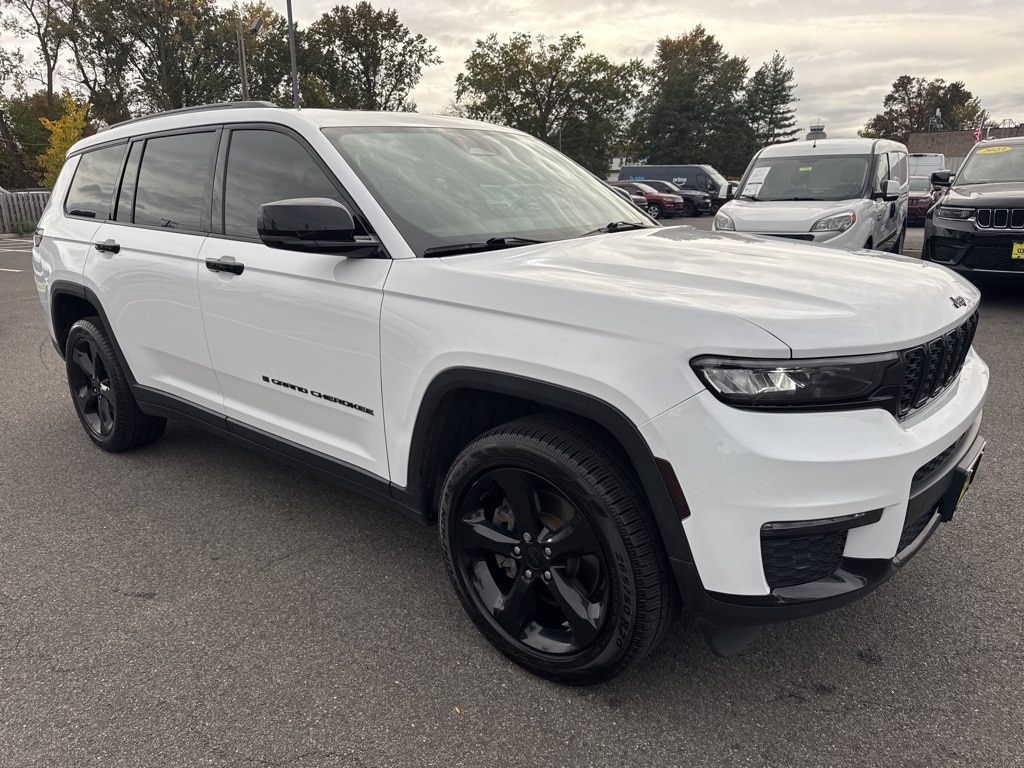 Used 2022 Jeep New Grand Cherokee Limited SUV