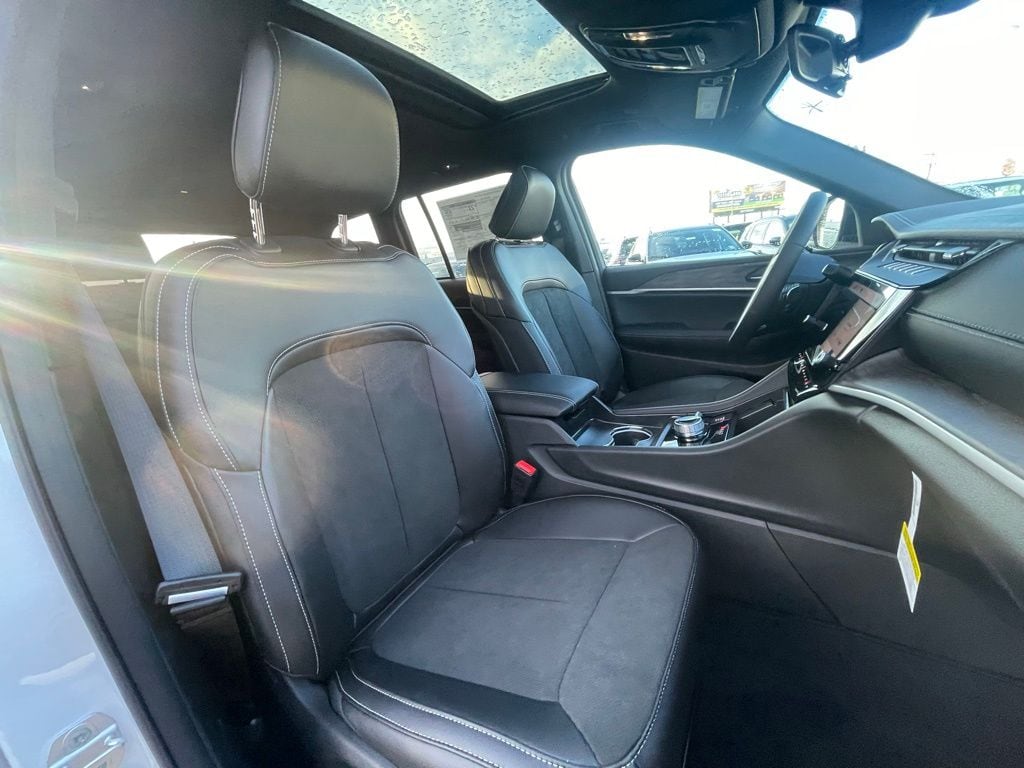 2026 Jeep Grand Cherokee Laredo - Photo 20