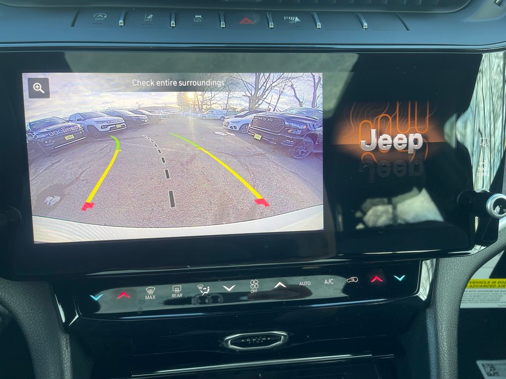 2026 Jeep Grand Cherokee Laredo - Photo 29