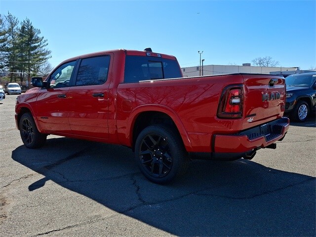2025 Ram 1500 Laramie photo 3