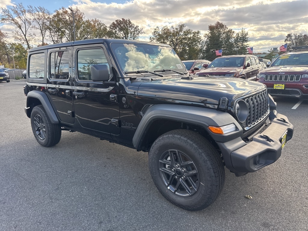 2025 Jeep Wrangler 4-Door Sport S's photo