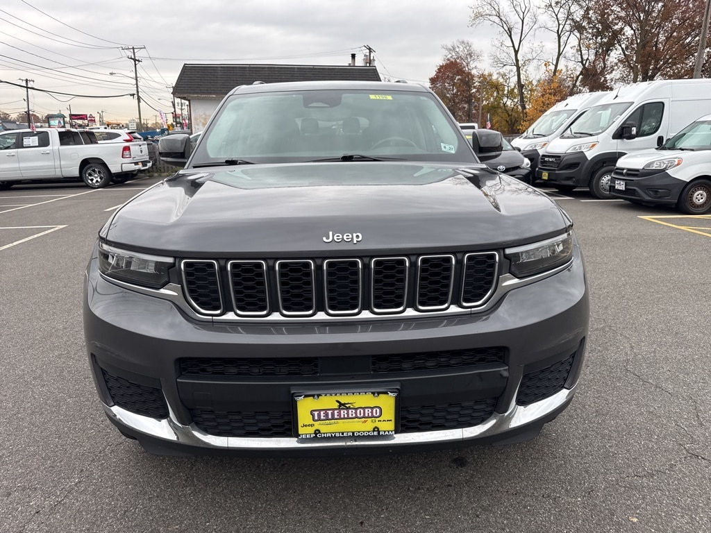 Certified 2022 Jeep New Grand Cherokee Laredo SUV