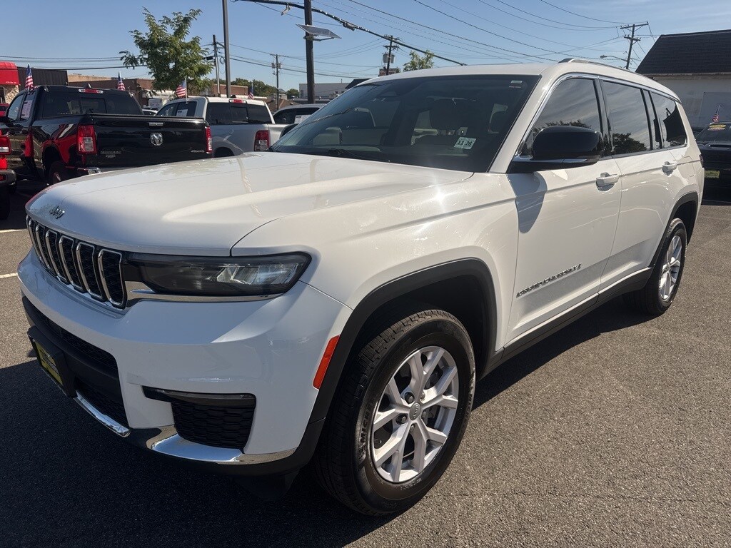 2021 Jeep Grand Cherokee Limited photo 3