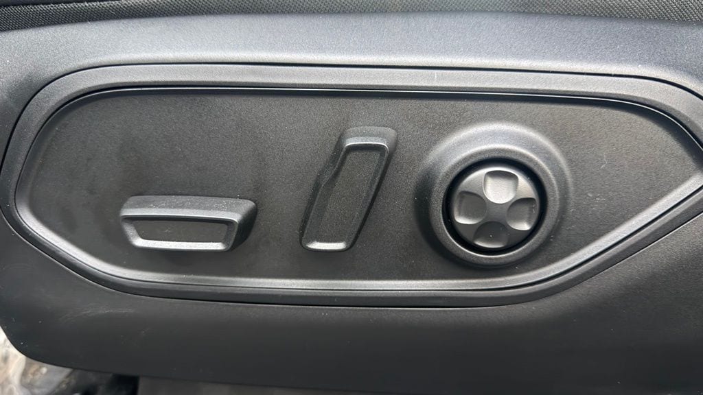 2026 Jeep Grand Cherokee Laredo - Photo 10