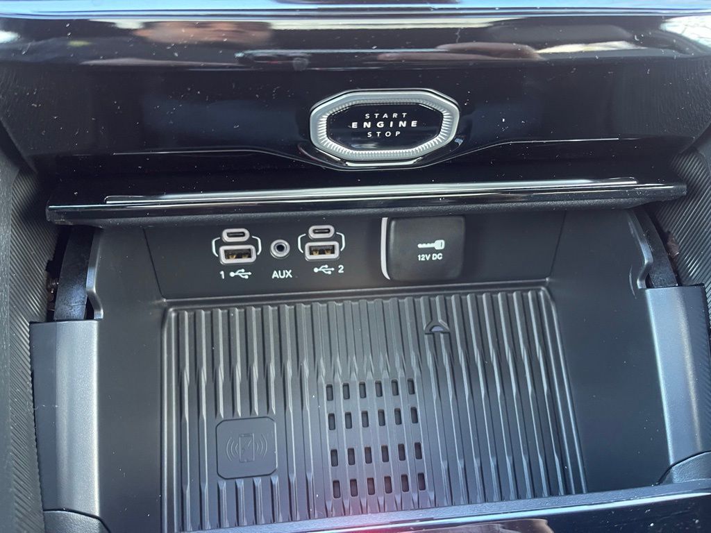 2026 Jeep Grand Cherokee Laredo - Photo 25