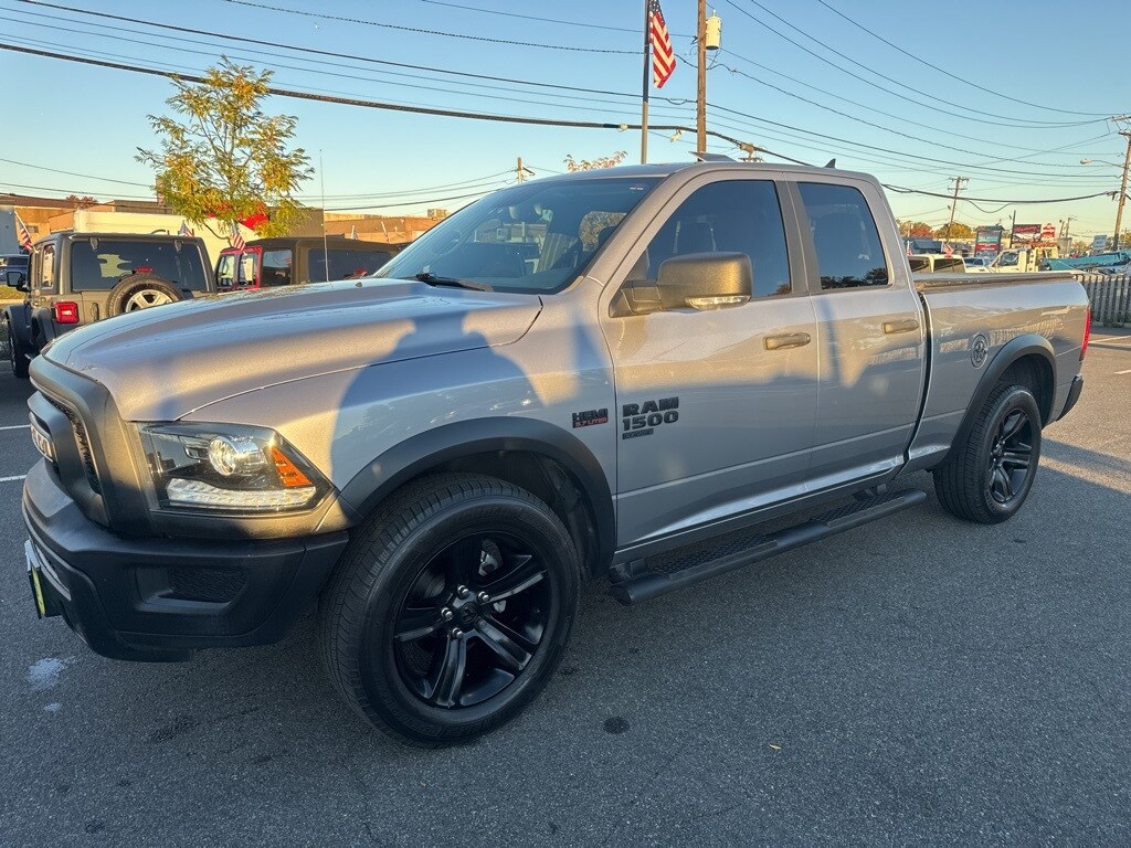 2021 Ram 1500 Classic SLT photo 3