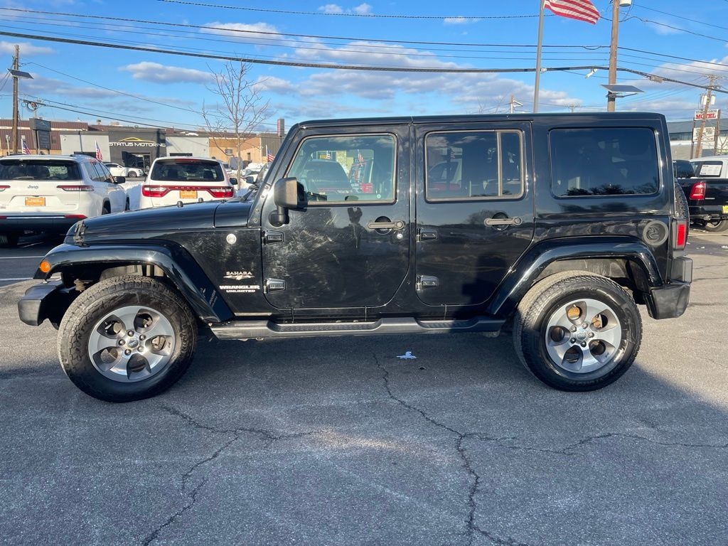 Used 2017 Jeep Wrangler JK Unlimited Sahara 4x4 SUV