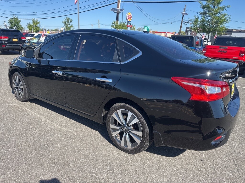 2019 Nissan Sentra SL photo 3
