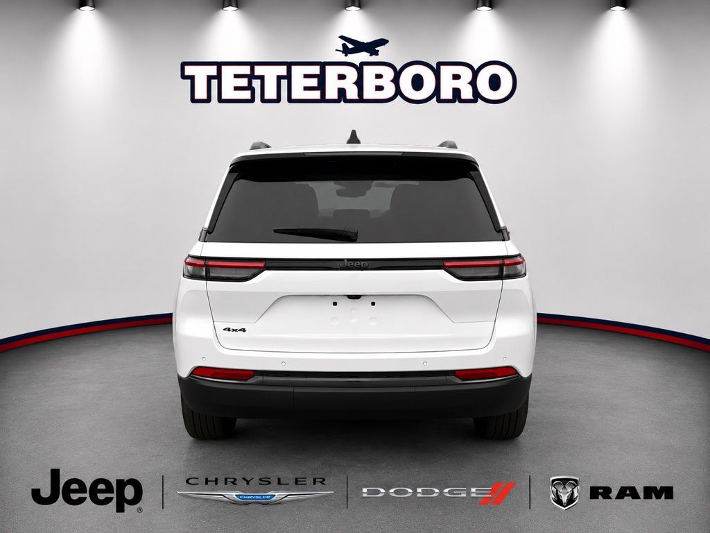 2026 Jeep Grand Cherokee Laredo - Photo 6